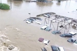 美得州洪灾造成至少 82人死