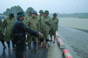 将危险区域群众转移至安全地点