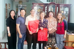 华文文学分会探访革命前辈 弘扬「饮水思源」精神