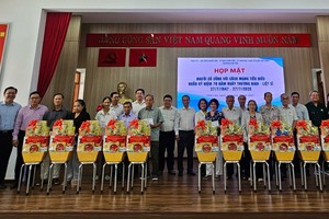 荣军烈士节温馨聚会