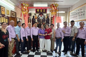 三省堂曾氏宗祠第七届理监事出席奖学金颁发仪式。