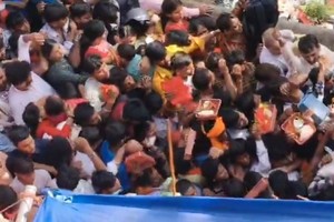 事故现场。（图：X 社交媒体平台）