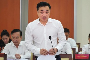 胡志明市公安厅长梅煌中将。