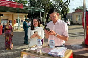 Các xã, phường vận động người dân tích cực hỗ trợ đồng bào miền Trung bị bão lũ