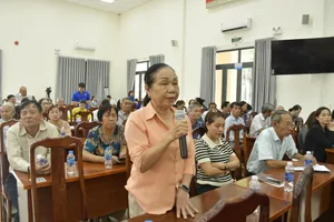 Cử tri phản ánh bất cập an toàn thực phẩm, kiến nghị xử lý tham nhũng