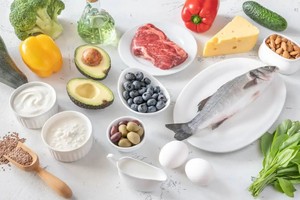 真正的“清淡饮食”并非长期吃素，而是讲究烹饪方式和调味上的“清淡”，核心是均衡营养。