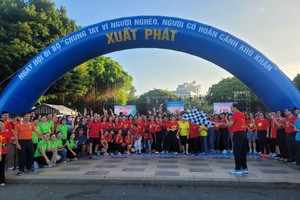 活动吸引了众多民众及干部、公务员积极参与。