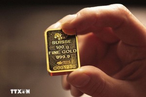 11日上午金片价格每两上涨180万元。