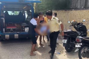  一名俄罗斯游客在避风角海滩被海浪卷走身亡