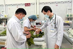 女婴所幸获及时发现并救活。