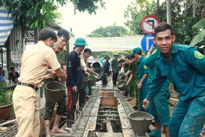 Hơn 40 cây cầu bê tông nông thôn có vốn “0 đồng”