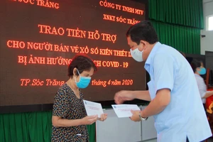 Sóc Trăng hỗ trợ người bán vé số dạo 60.000 đồng/ngày