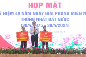 Sóc Trăng họp mặt 49 năm Ngày Giải phóng miền Nam, thống nhất đất nước