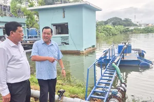 Lãnh đạo phường Sóc Trăng kiểm tra trực tiếp tại Công ty CP Cấp nước Sóc Trăng