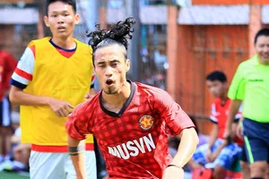 Phạm Anh Khoa có lựa chọn ứng viên Quả bóng Vàng Việt Nam 2017 cho riêng mình