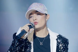 Tinna Tình ghi hình show tưởng nhớ ngôi sao K-Pop Kim Jong Hyun