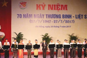 Đà Nẵng: Long trọng tổ chức kỷ niệm 70 năm Ngày Thương binh - Liệt sĩ