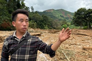 奠边省车容乡杭普喜村长莫阿诗