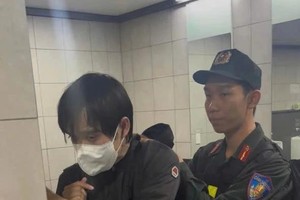 滨城坊公安正在查明一名男子被指控在地铁上性骚扰案件。