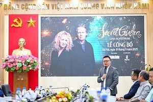 组委会表示，“神秘园”于10月18日将首次在越南登台演出。