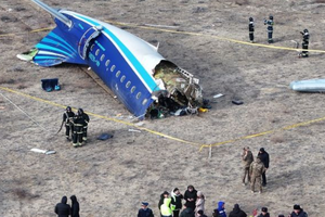 2024年12月25日，阿塞拜疆航空公司一架从阿首都巴库飞往俄罗斯城市格罗兹尼的客机在哈萨克斯坦西部城市阿克套近郊坠毁。