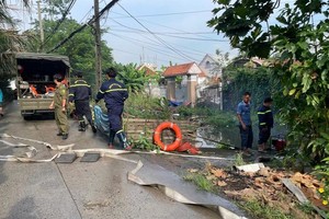 10月24日，胡志明市潮位逼近1.8米，网传平贵堤坝决口乃不实信息