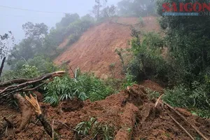 Liên tiếp sạt lở, Quốc lộ 28 qua đèo Gia Bắc lại tê liệt