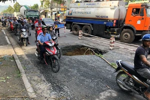 “Hố tử thần” giữa trung tâm thành phố du lịch