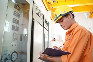 Điện cấp cho kinh doanh dịch vụ giảm, quản lý tiêu dùng tăng