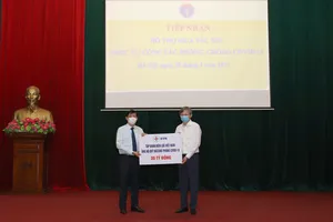 EVN hỗ trợ 400 tỷ đồng cho Quỹ vaccine