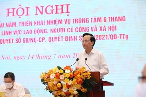 Cấp thiết bảo vệ sức khỏe cho người lao động