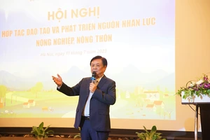 Doanh nghiệp bắt tay trường học đào tạo nghề nông