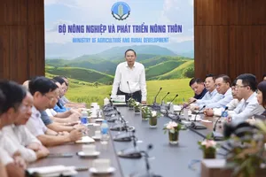 VND170 billion aid for storm-affected farmers from livestock, aquaculture firms