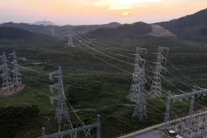 Đóng điện thành công đường dây 500kV Tây Bắc