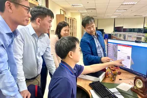 Mưa lớn kéo dài, lũ dữ tiếp tục lên cao tại Khánh Hòa - Đắk Lắk