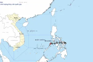 Áp thấp nhiệt đới suy yếu thành áp thấp trước khi vào Biển Đông 