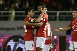 Các cầu thủ TPHCM ăn mừng chiến thắng. Ảnh: DŨNG PHƯƠNG