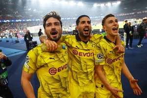 Borussia Dortmund vào chung kết Champions League: Tưởng không may, lại may không tưởng