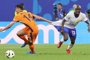 N’Golo Kanté: Dòng sông không thể ngừng chảy