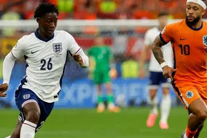 Nhìn Yamal, hãy nhớ tuyển Anh có Mainoo