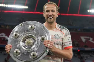 Harry Kane và đĩa bạc Bundesliga