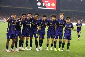 Man.United đến vì người hâm mộ và khoản tiền hậu hĩnh