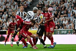 Hàng thủ rò rỉ của Liverpool có đáng lo ngại?