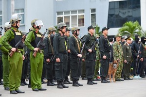 配合斗争、致力阻止资助危害国家安全和恐怖主义活动的行为。