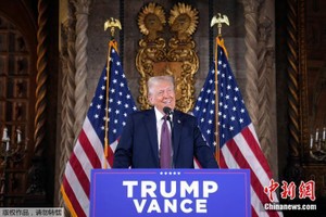 当地时间2025年1月7日，特朗普在海湖庄园举行新闻发布会。 