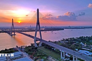 日本政府援建的芹苴桥。