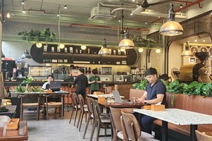 F&B市场进入"双重淘汰"周期。 