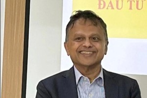 兰吉特·普里特维拉杰·坦比拉贾。