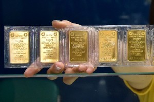 每两金片卖出价挂牌在1亿5100万元。图自互联网 