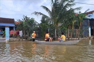 直至11月25日，德乐省和春乡协同村的多个居民区仍处于孤立状态。 